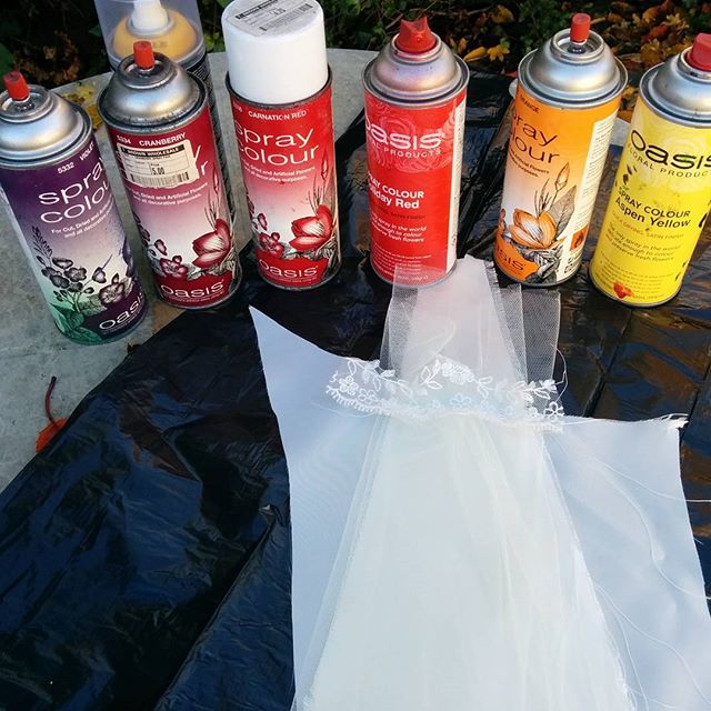 Autumn colours spray lest on fabric