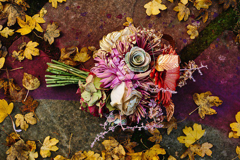 gilded bouquet autumn wedding inspiration