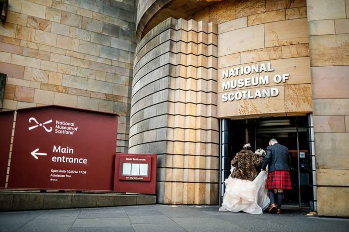 museum wedding big skirt wedding dress light pink