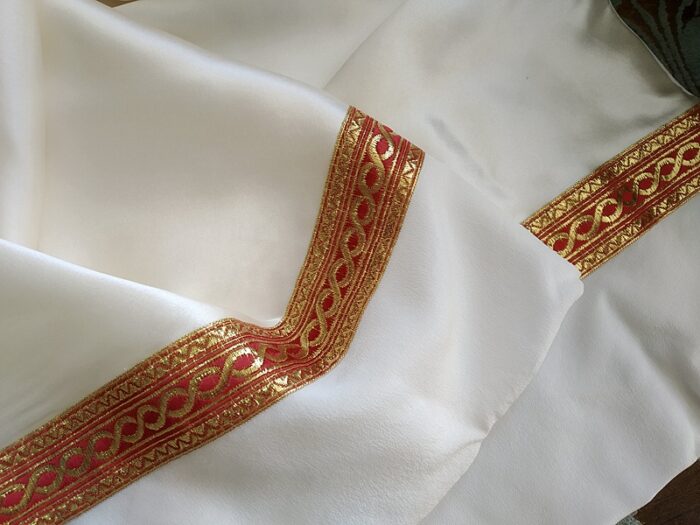 red and gold braid fusion wedding detail