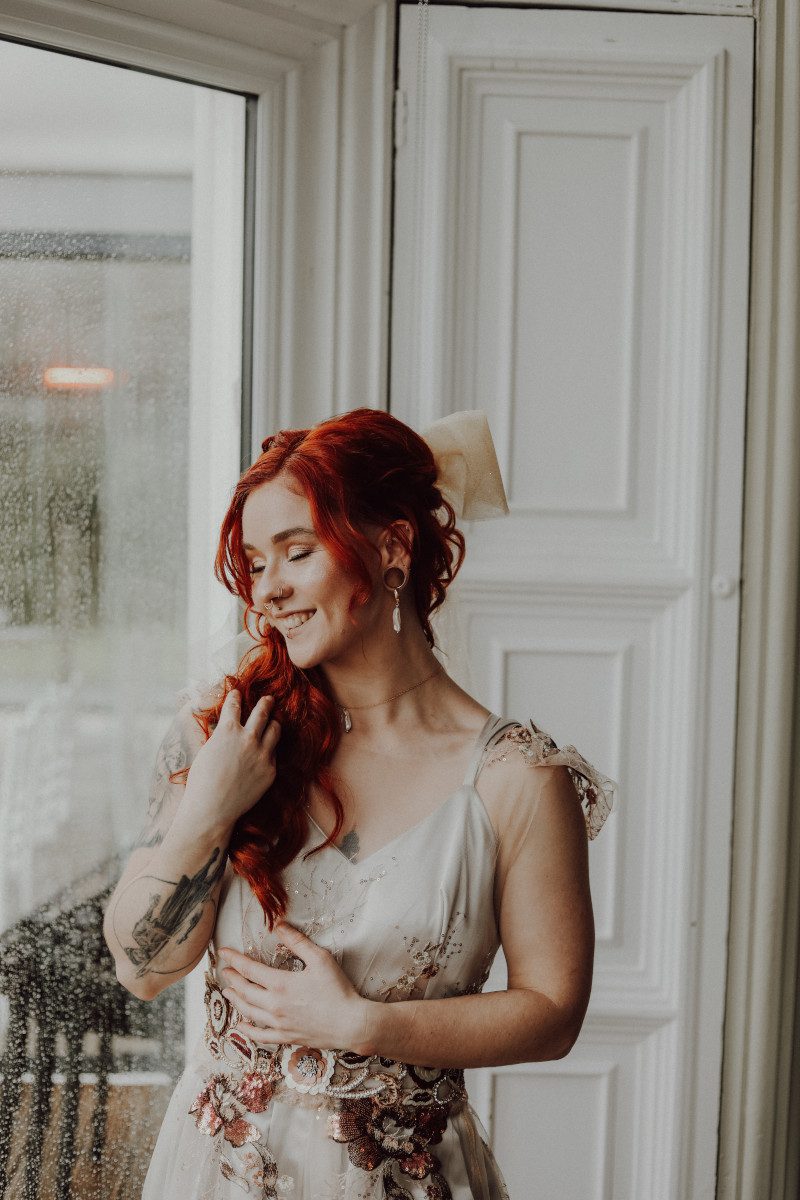 alternative redhead tattooed bride strappy sweetheart wedding dress jumpsuit versatile removable sleeves