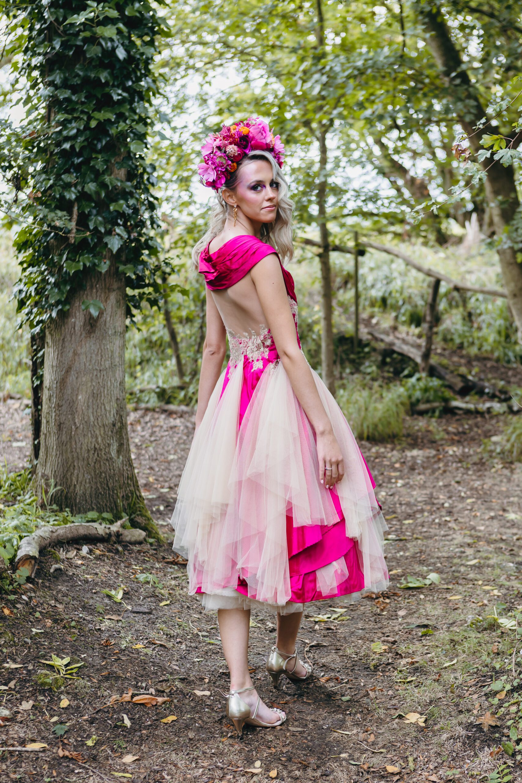 alternative bride tea length pink ivory gold lace backless layered tulle chiffon wedding dress