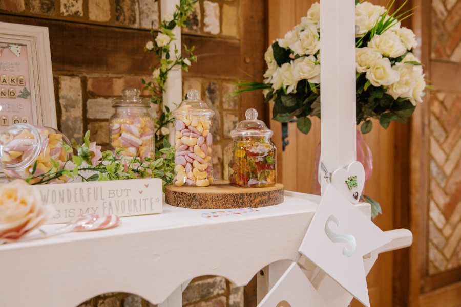 wedding supplier surrey sussex uk sweet sweeties candy cart wagon