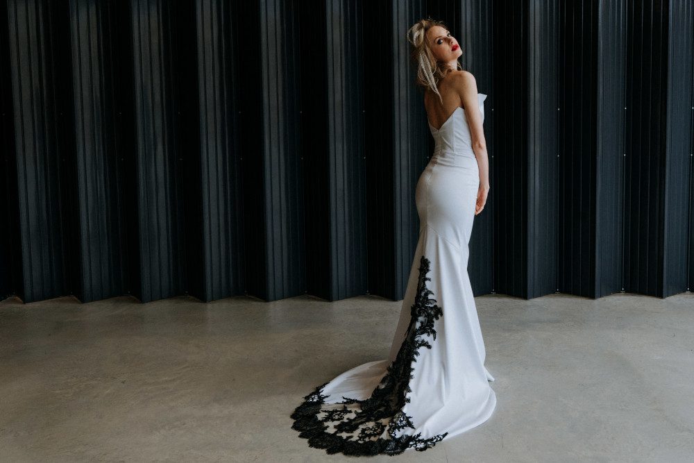 sleeveless sexy bodycon hollywood red carpet haute couture black white wedding dress