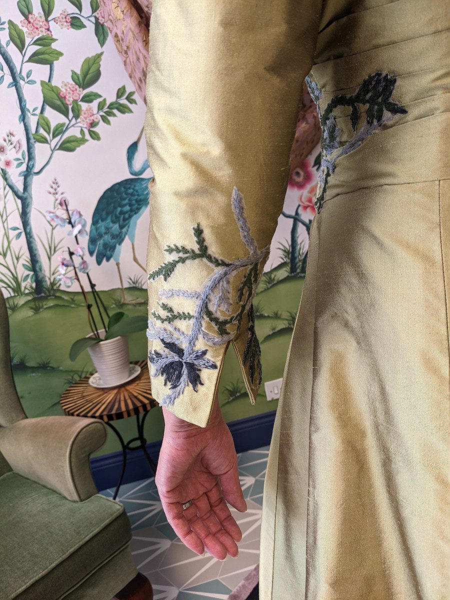 alternative unusual wedding coat sleeve detail