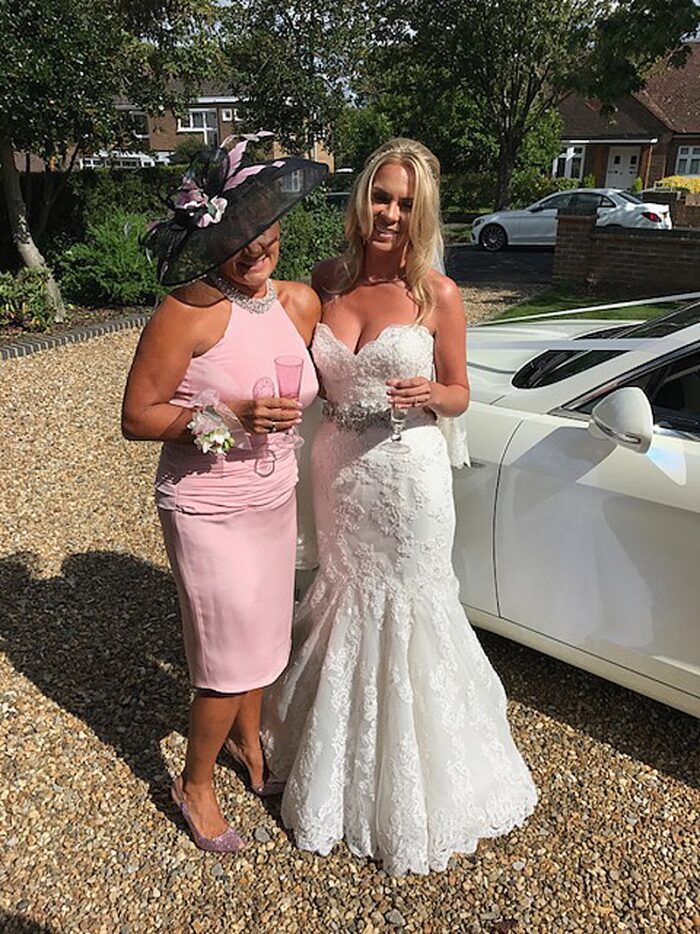 mother and daughter wedding day couture dress