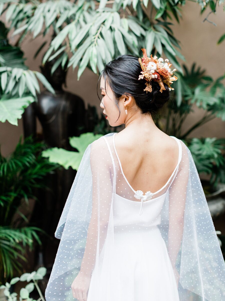 traditional chinese frog fastening knot loop button low back wedding cape