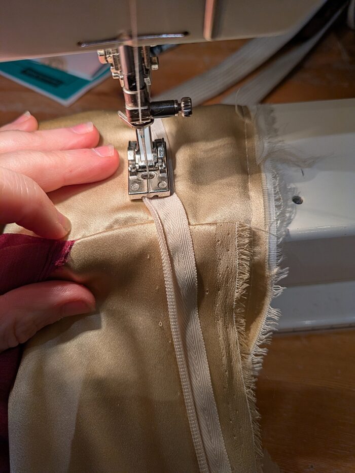 sewing in a concealed zip