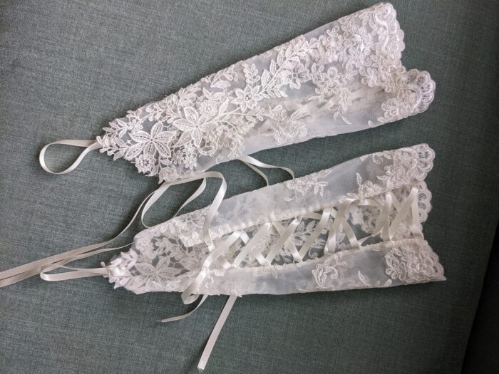 custom lace wedding gloves